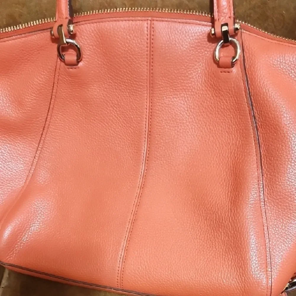 Coach tote coral